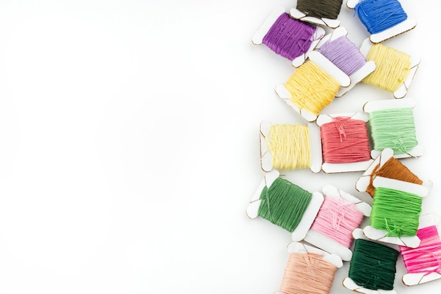 Nici i próbki haftu